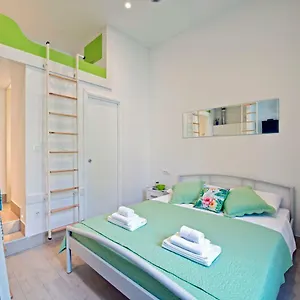 Apartment Microapartment Suni, Split